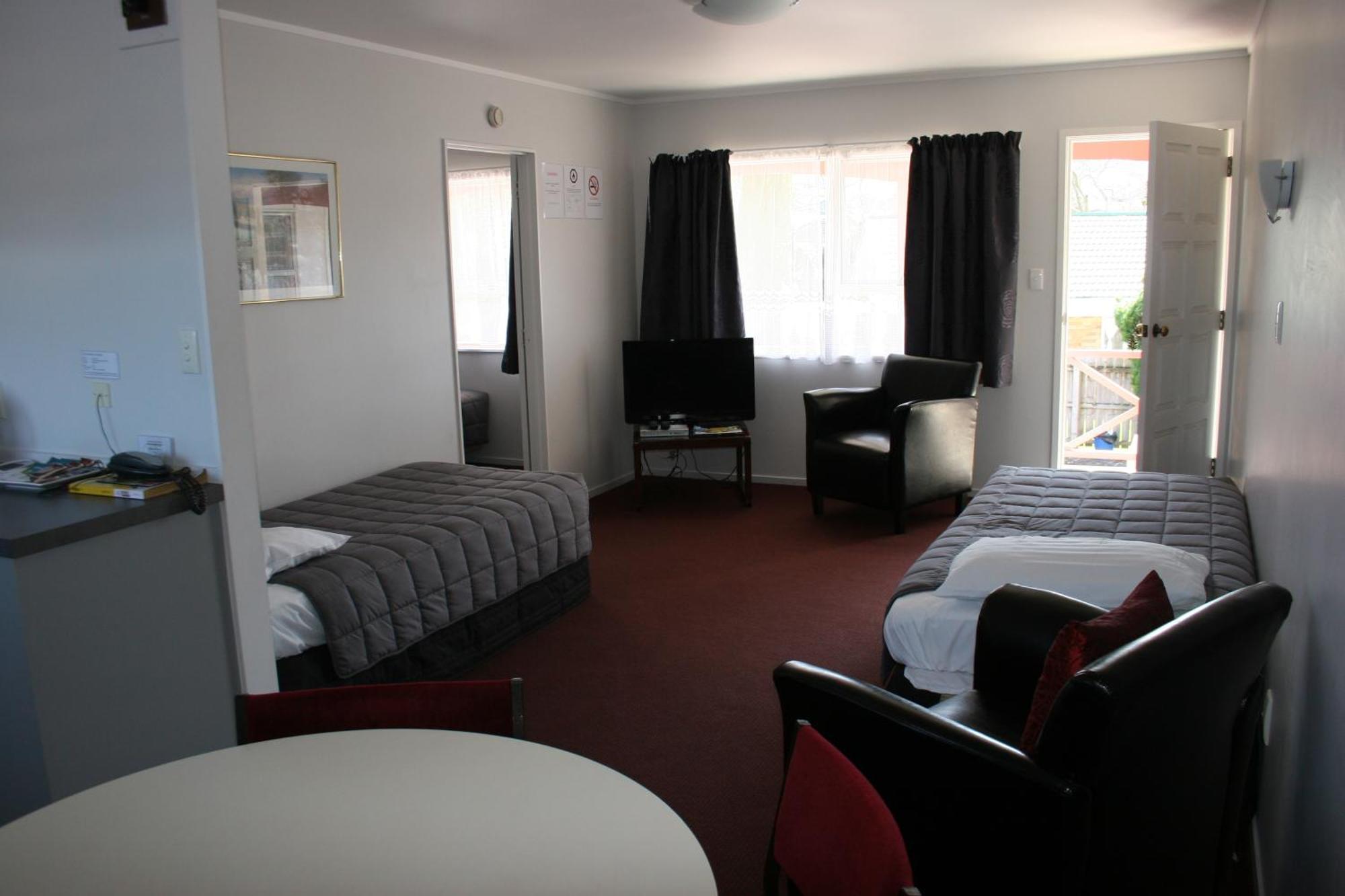 Burgundy Rose Motel Whangarei Exteriér fotografie